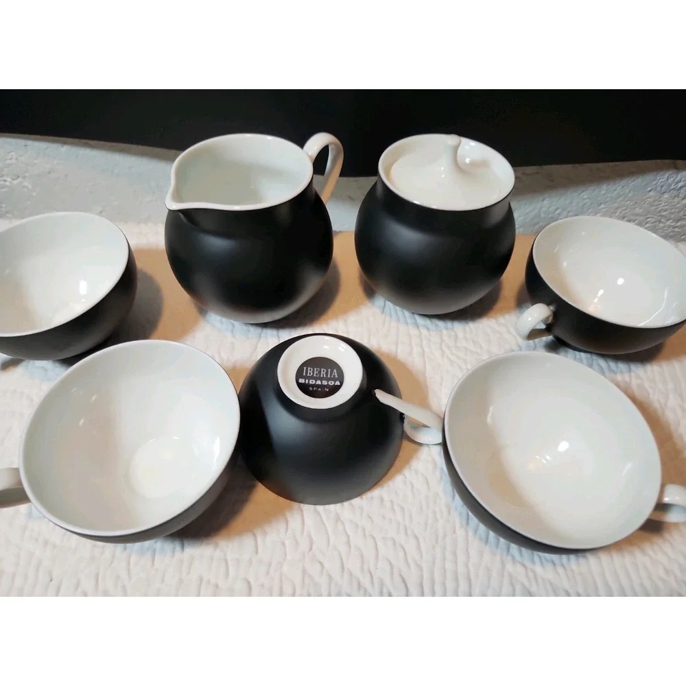 Vintage Iberia Bidasoa España Noche Tea set from Spain. 7 Pc Black & White